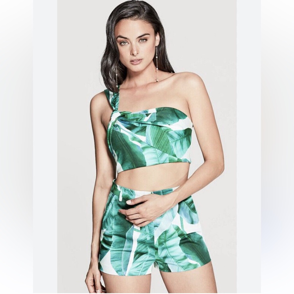 Marciano Tropical Leaf Print Shorts - Size S/M (6)